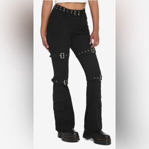 Hot Topic Black grommet belt straight leg black pants new without tags